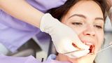 Beim Zahnarzt: Zahnärztliche Vorsorgeuntersuchung 