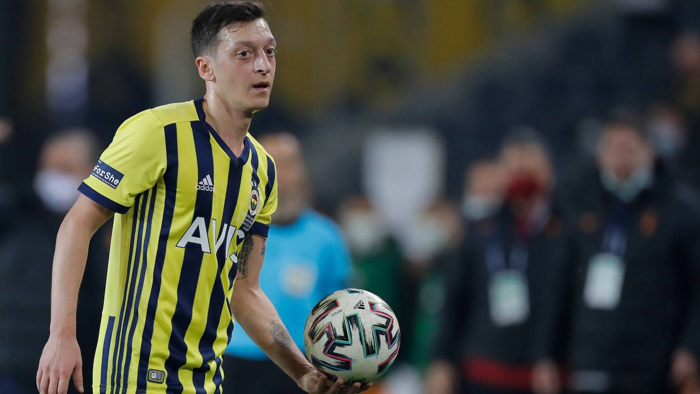 Mesut Özil Fenerbahce Istanbul Mesut Özil Fenerbahce Istanbul
