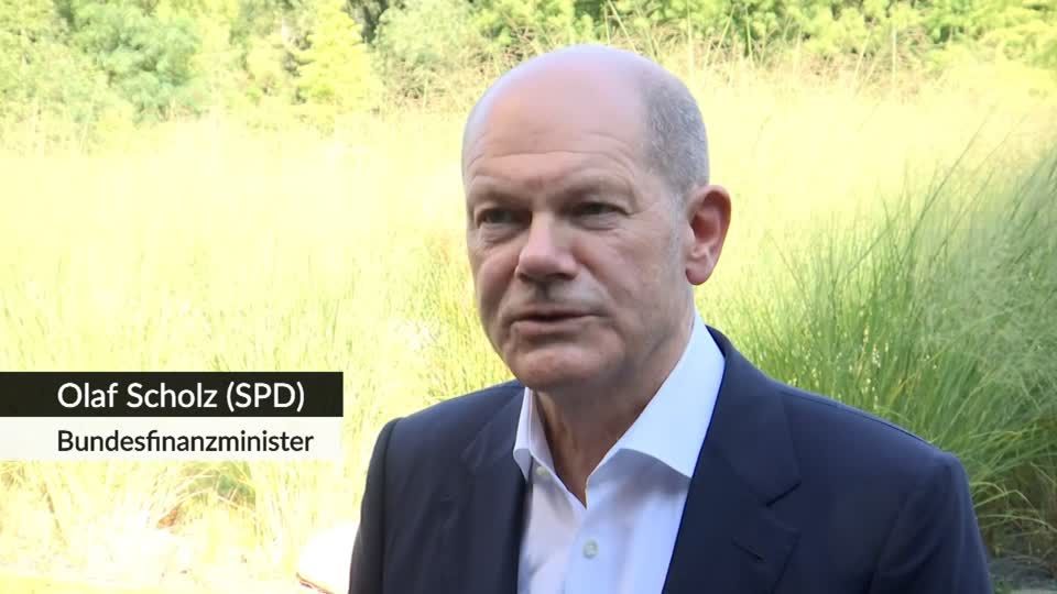 SPD-Kanzlerkandidat: Nach Razzia im Finanzministerium: Scholz gerät unter Druck