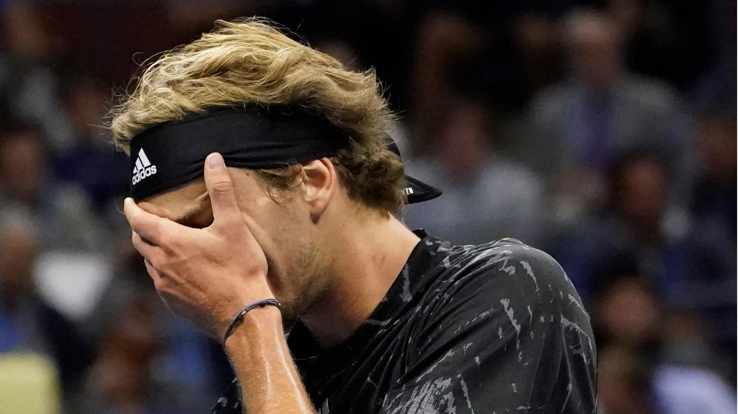 Zverev im Halbfinale der US Open