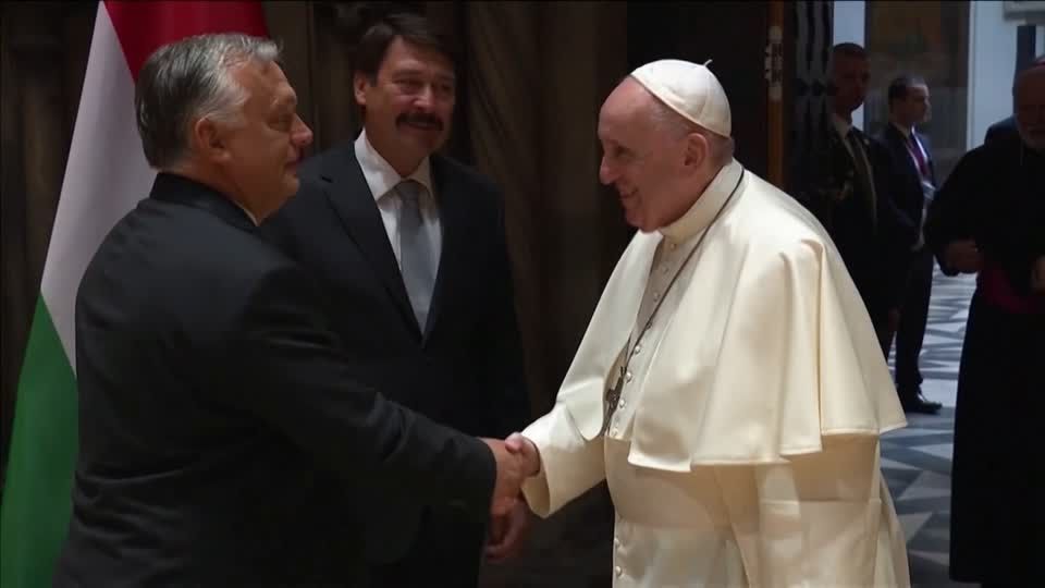 Video: Papst Franziskus in Budapest Video: Papst Franziskus in Budapest