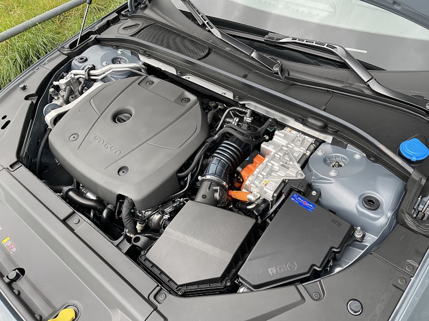 Volvo V90 Recharge T6 AWD