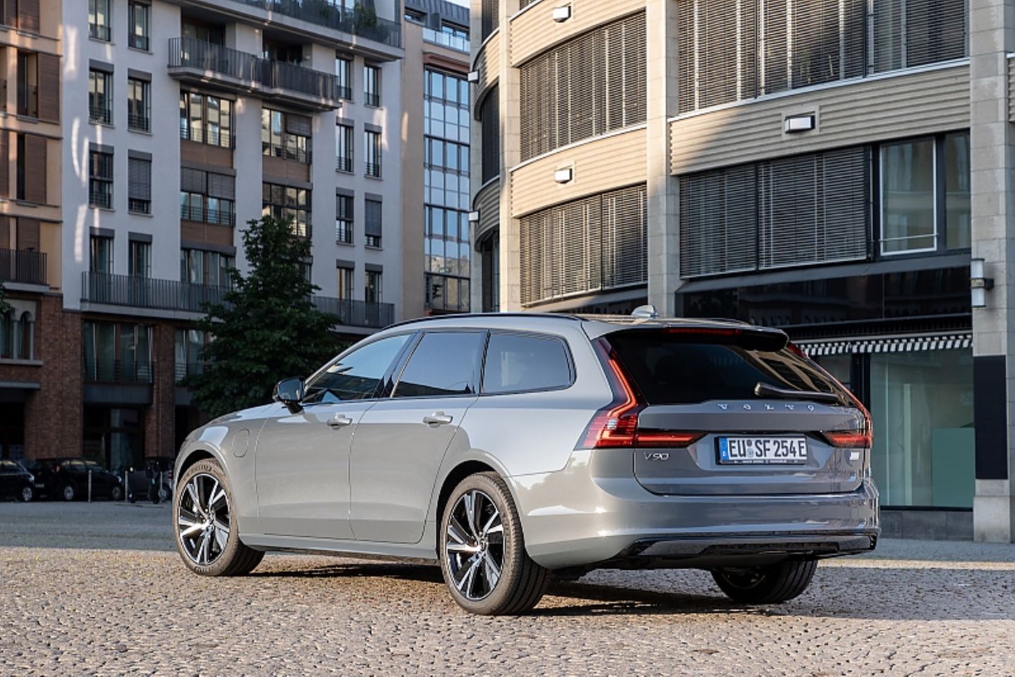 Volvo V90 Recharge T6 AWD