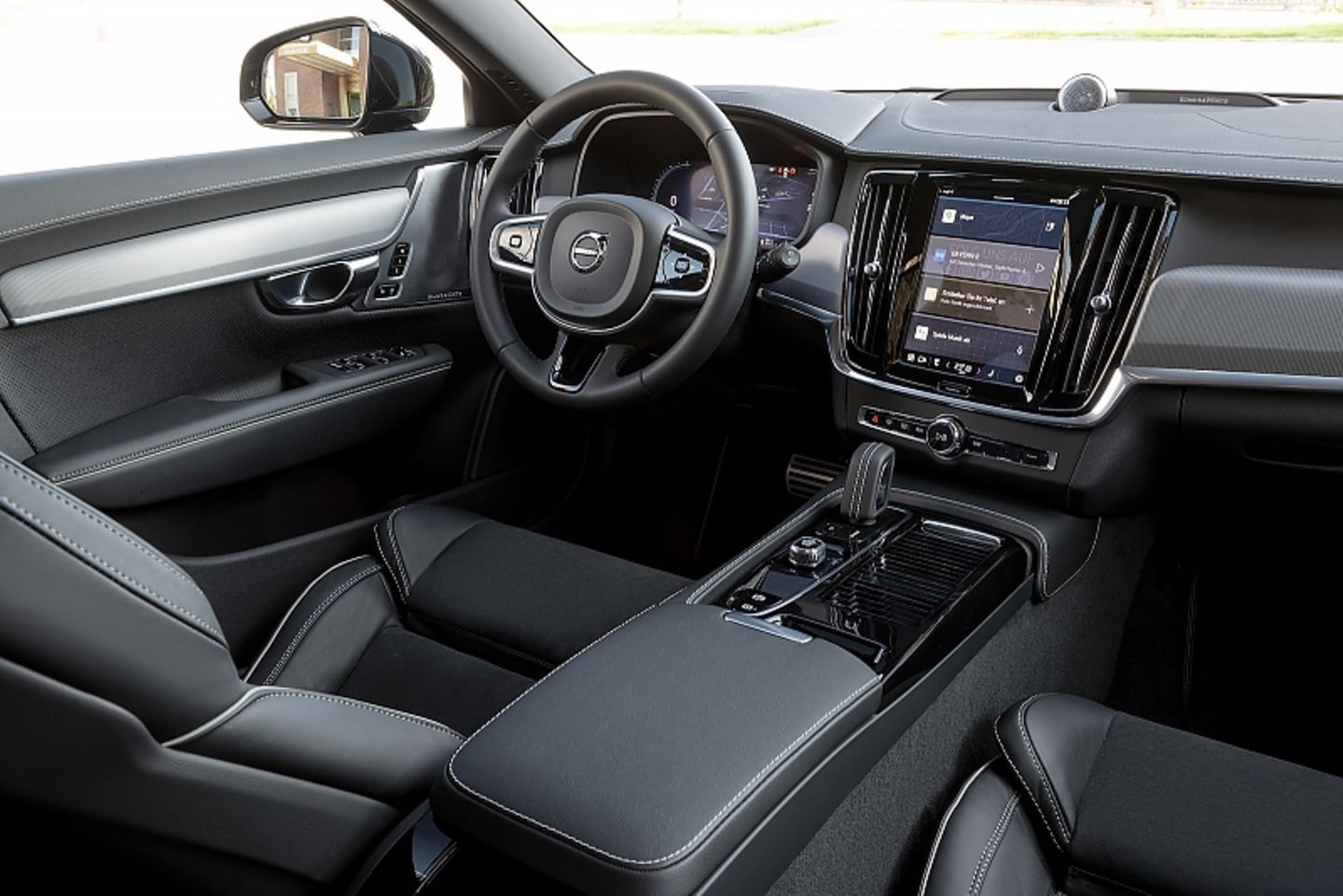 Volvo V90 Recharge T6 AWD