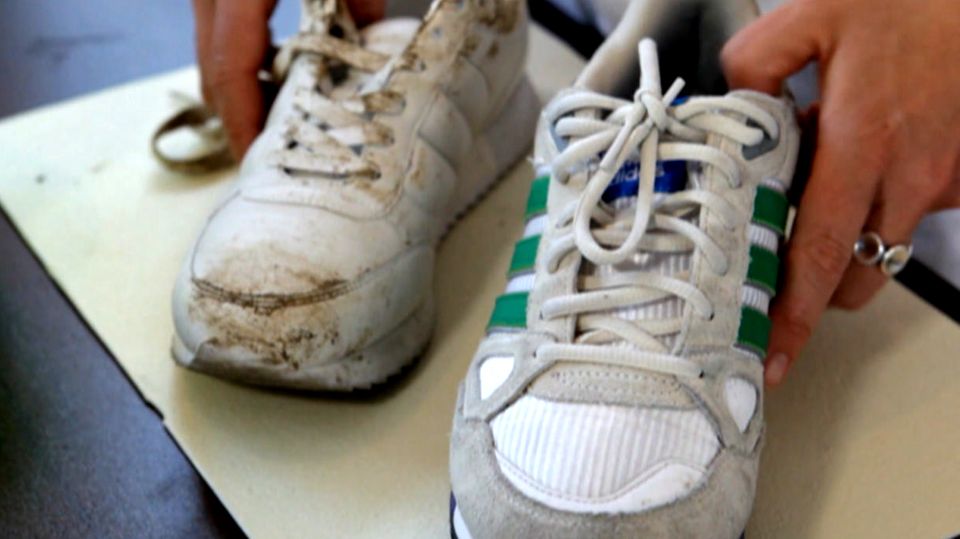 Sneaker reinigen: Mit diesen 5-Tipps sehen die weißen Sneaker aus wie neu