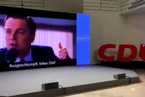 Die neu untertitelte Szene aus "The Wolf of Wallstreet", die offenbar der CDU-Zentrale gezeigt wurde