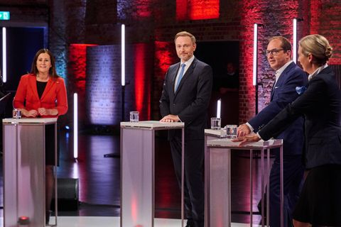 Der Vierkampf zur Bundestagswahl mit Janine Wissler, Christian Lindner, Alexander Dobrind und Alice Weidel in Berlin