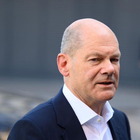 Olaf Scholz bei einer Podiumsdiskussion
