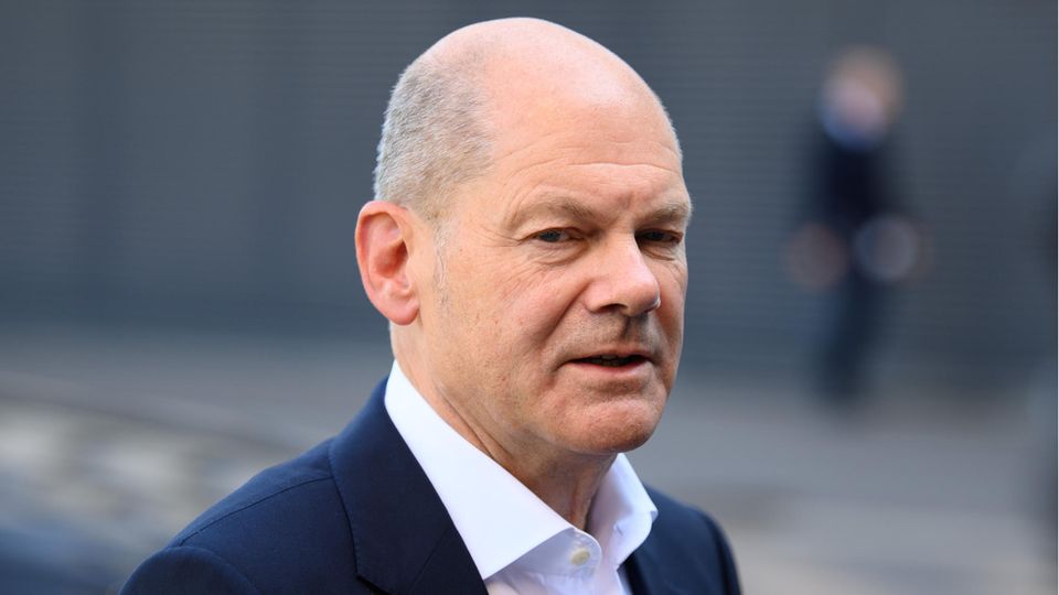 Olaf Scholz bei einer Podiumsdiskussion