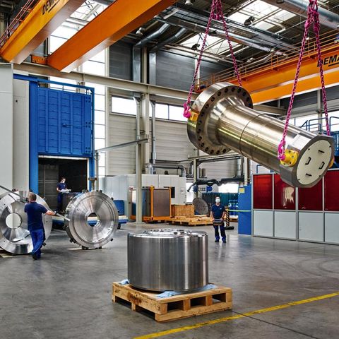 Motorgehäuse des Pumpentyps RUV am Kran