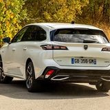 Der Peugeot 308 SW Hybrid 180 e-EAT8 ist komfortabel abgestimmt