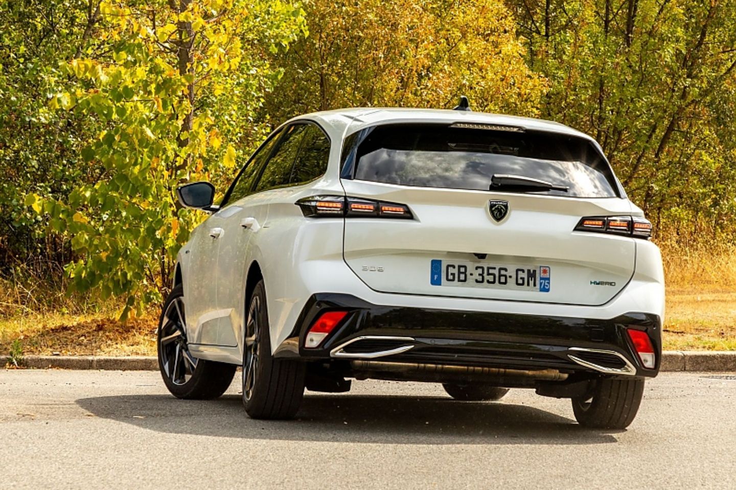 Peugeot 308 SW Hybrid 180 e-EAT8