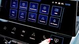 Die Kacheloptik des Infotainments ähnelt der des neuen Opel Astra