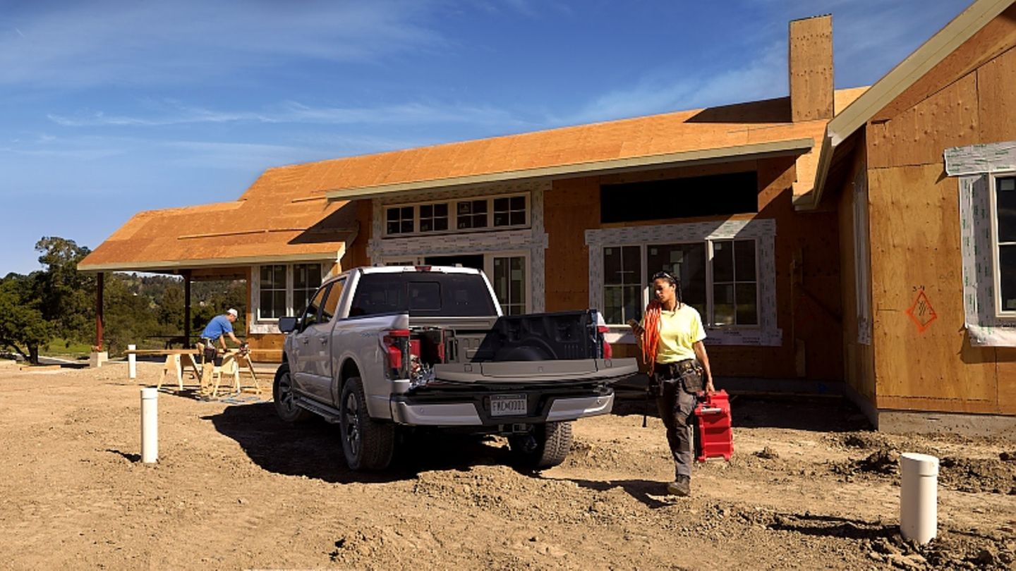 Ford F-150 Lightning 2022