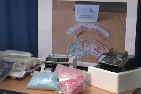 Video: Mehr als 18 Kilo - bisher größter Crystal-Meth-Fund in Berlin