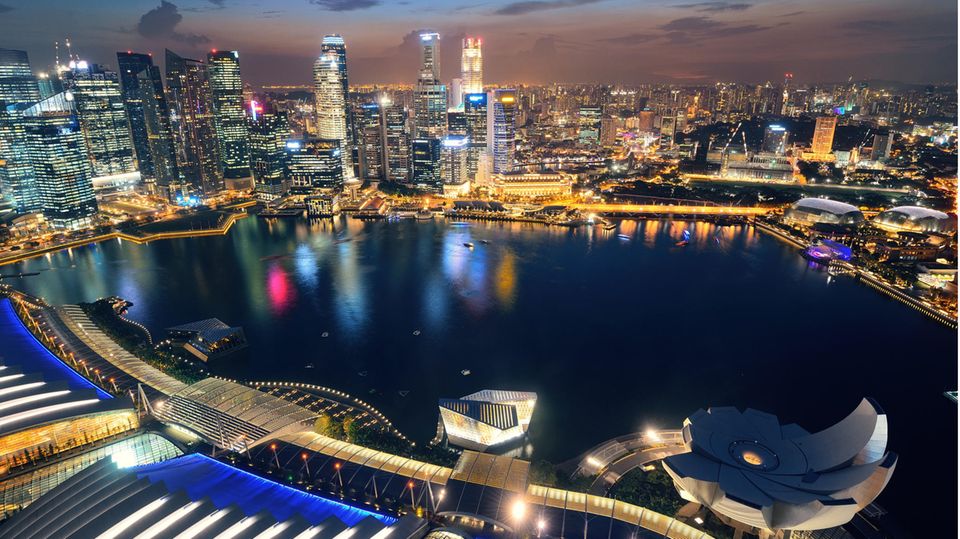 Vaccinated Travel Lane: "You are not allowed to leave your room" – Wie ich als geimpfter Tourist in Singapur die perfekte Überwachung erlebte