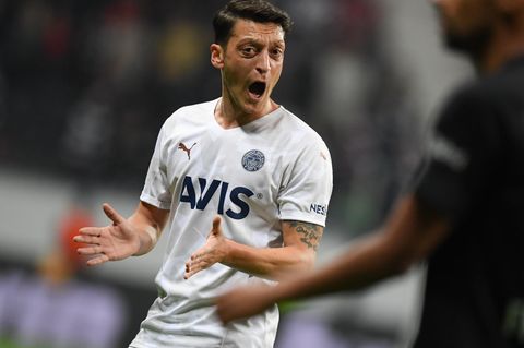 Mesut Özil nach dem Spiel: "Da war mehr möglich für uns, aber trotz allem ist es ein entscheidender Punkt"