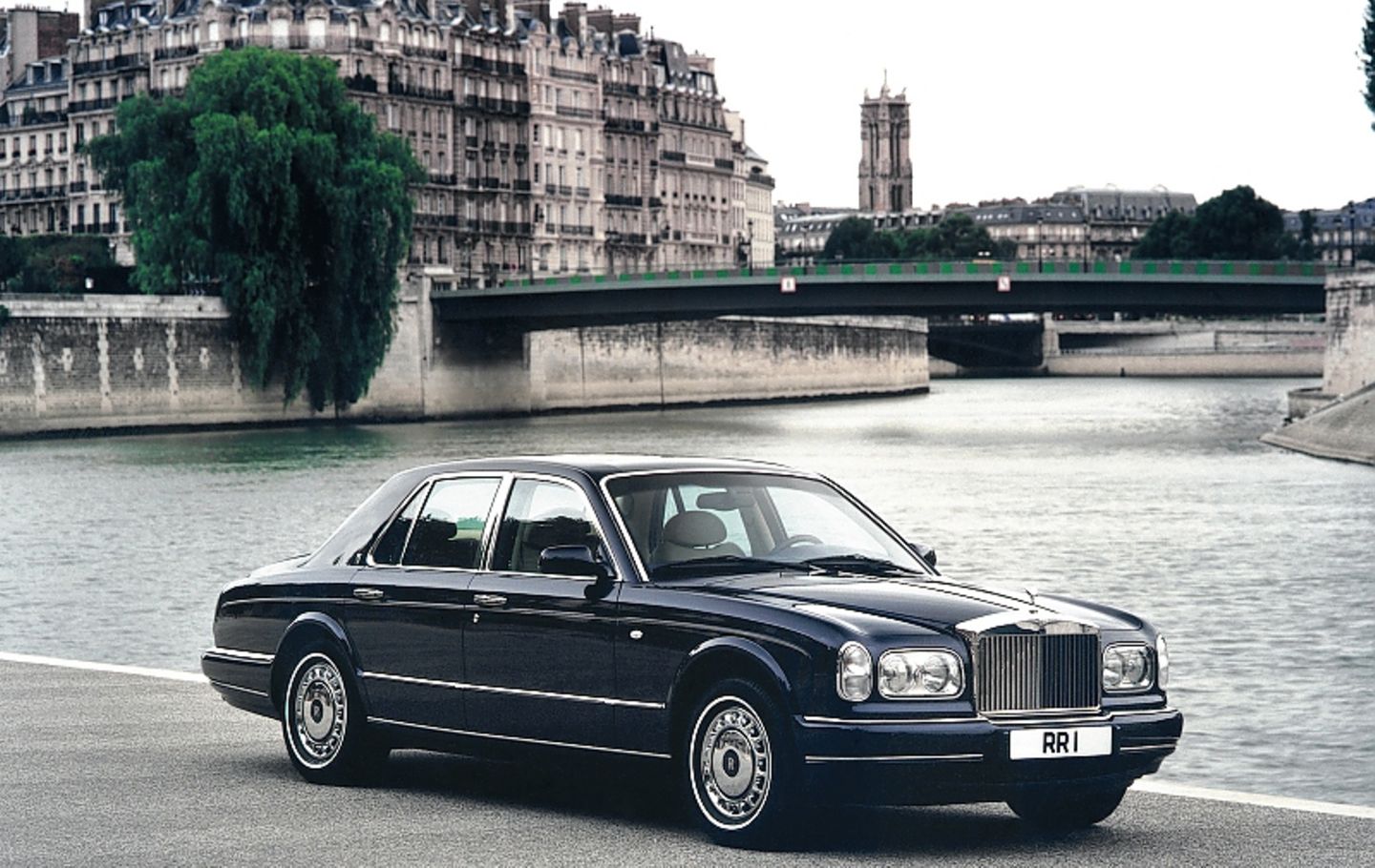 Rolls-Royce Silver Spirit