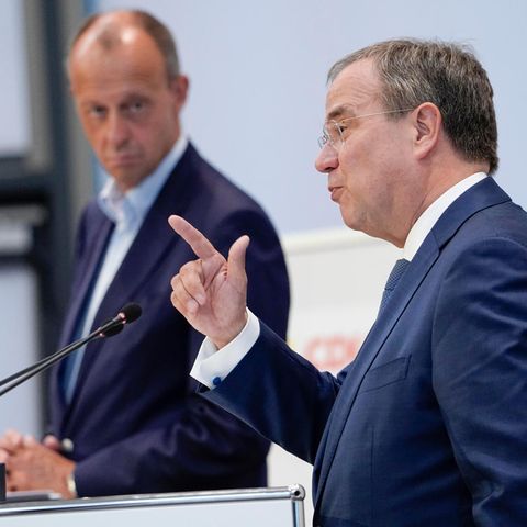 Friedrich Merz (l.) und Armin Laschet