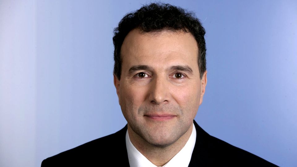 TV-Richter: Was macht Alexander Hold heute? TV-Richter: Was macht Alexander Hold heute?