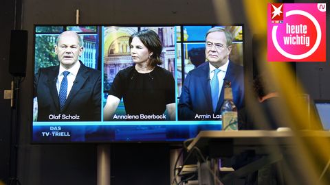 Spannung auf dem Bildschirm: Das dritte TV-Triell von Olaf Scholz (l.), Annalena Baerbock (M.) und Armin Laschet