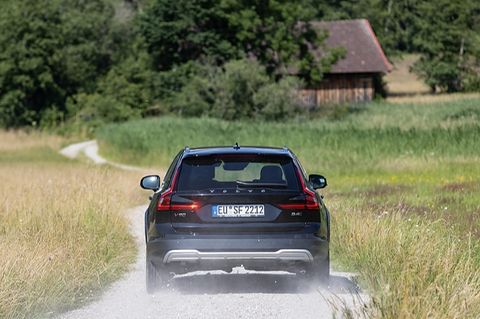 Volvo V90 Cross Country B4 MHEV