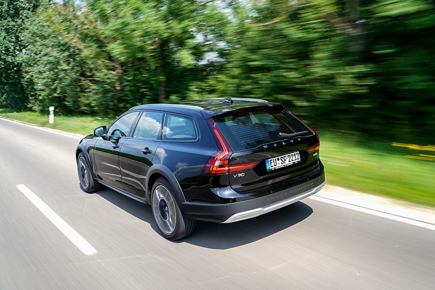 Volvo V90 Cross Country B4 MHEV