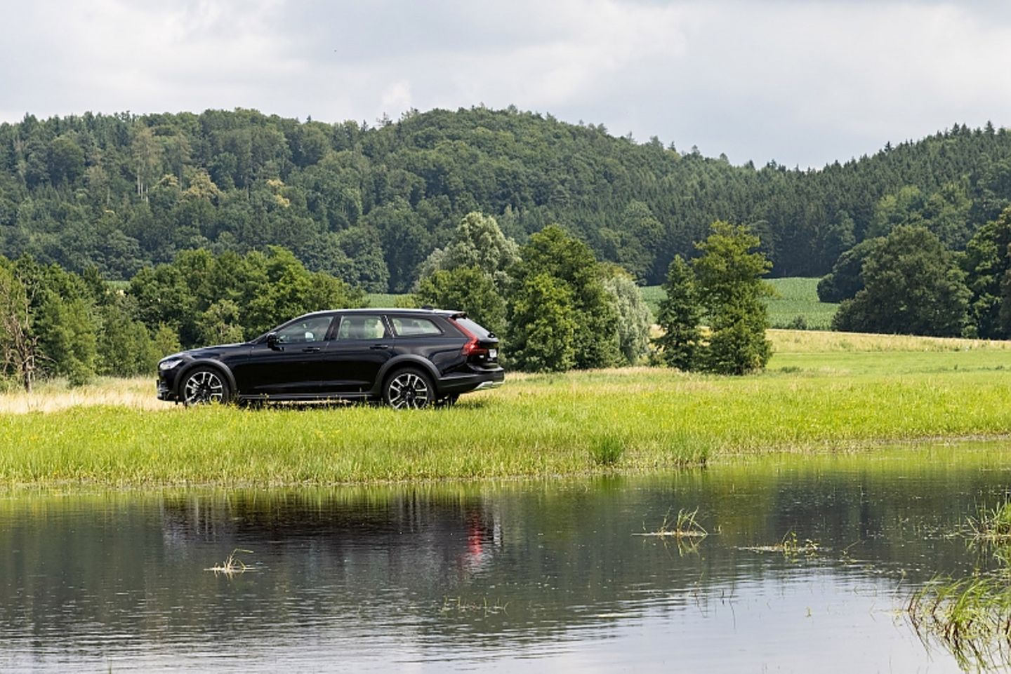 Volvo V90 Cross Country B4 MHEV