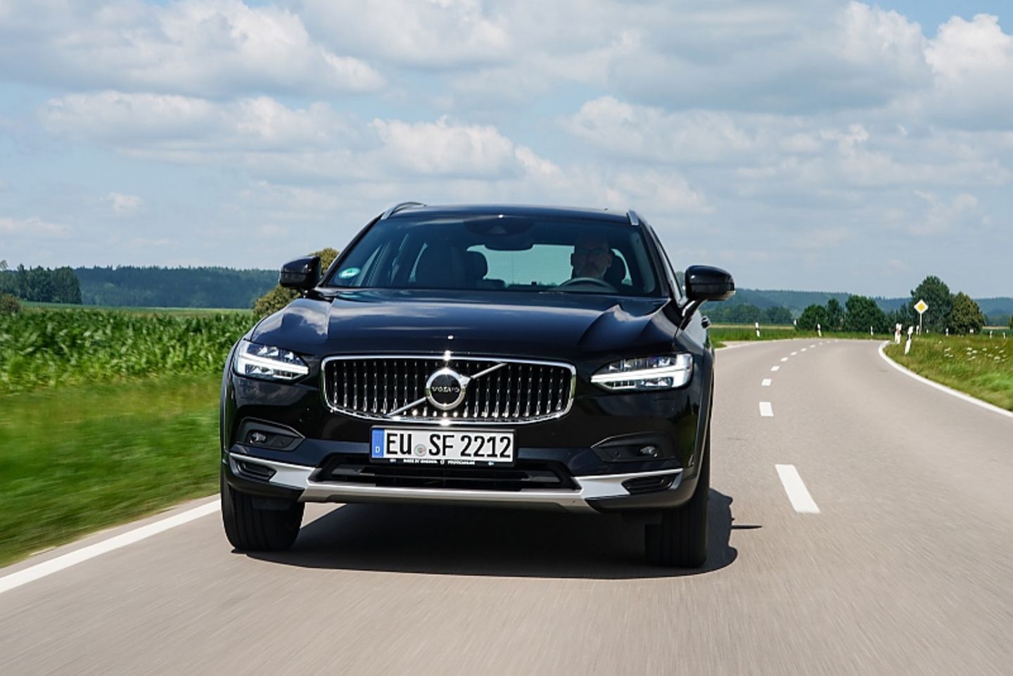 Volvo V90 Cross Country B4 MHEV