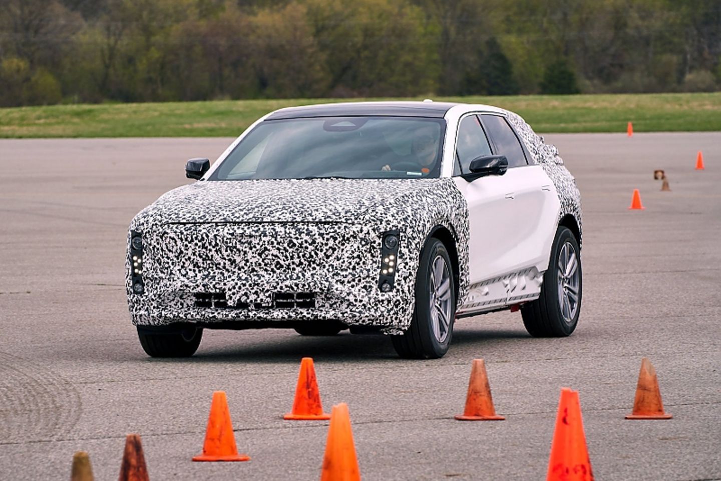 Cadillac Lyriq 2023