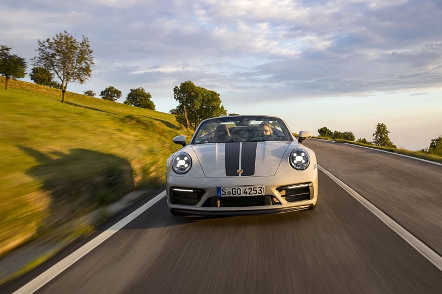 Porsche 911 Carrera 4 GTS Cabriolet