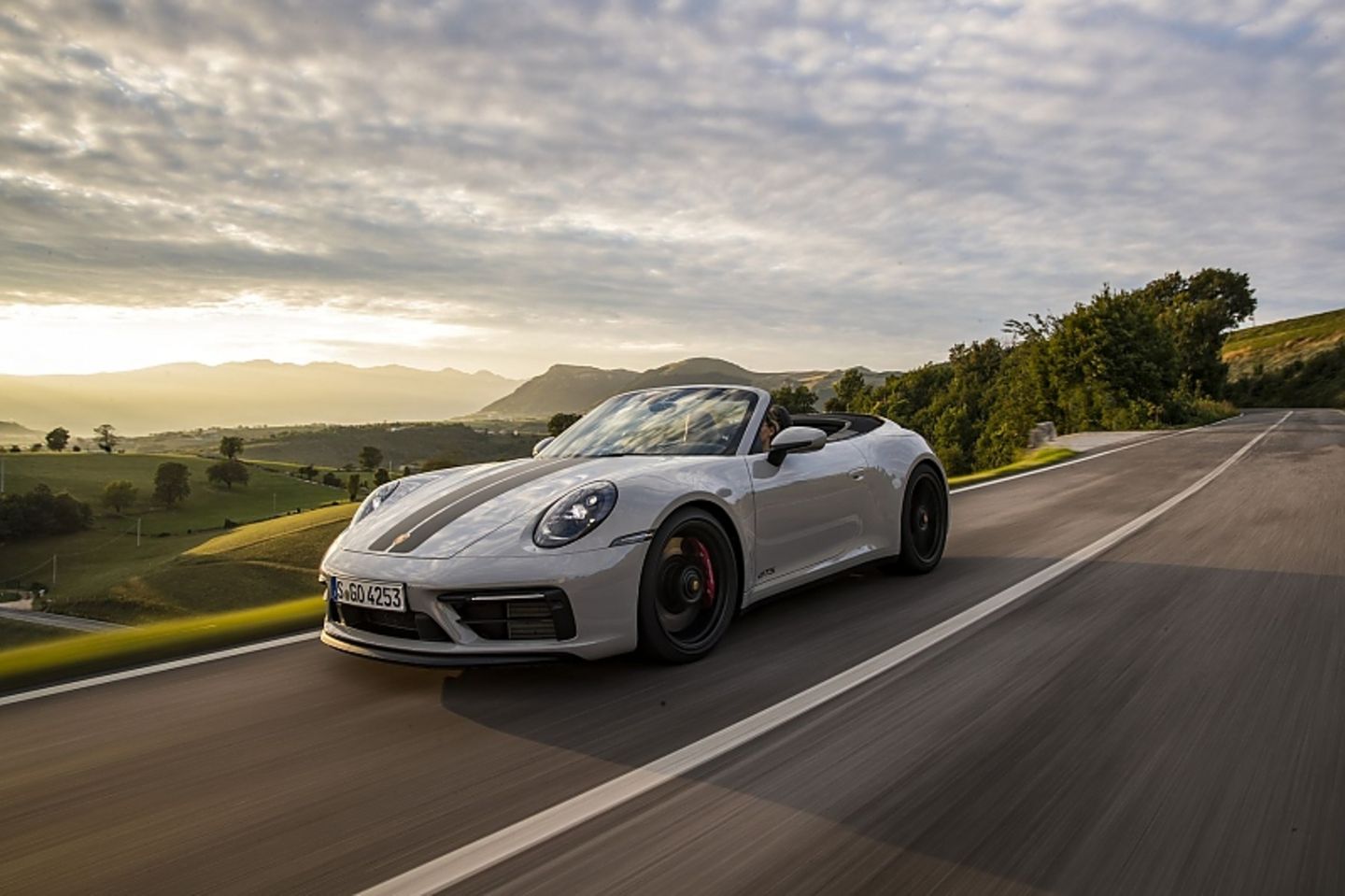 Porsche 911 Carrera 4 GTS Cabriolet