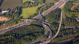 Autobahnkreuz Duisburg-Kaiserberg aus der Luft
