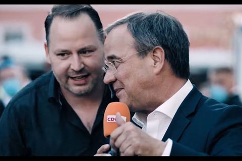 Armin Laschet und der Querdenker: Szene aus dem CDU-Wahlspot 
