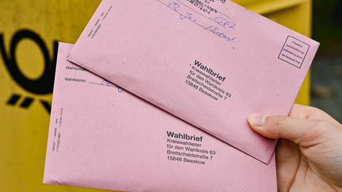 Bis drei Werktage vor der Bundestagswahl sollte die Briefwahl mit der Post zurückgeschickt werden
