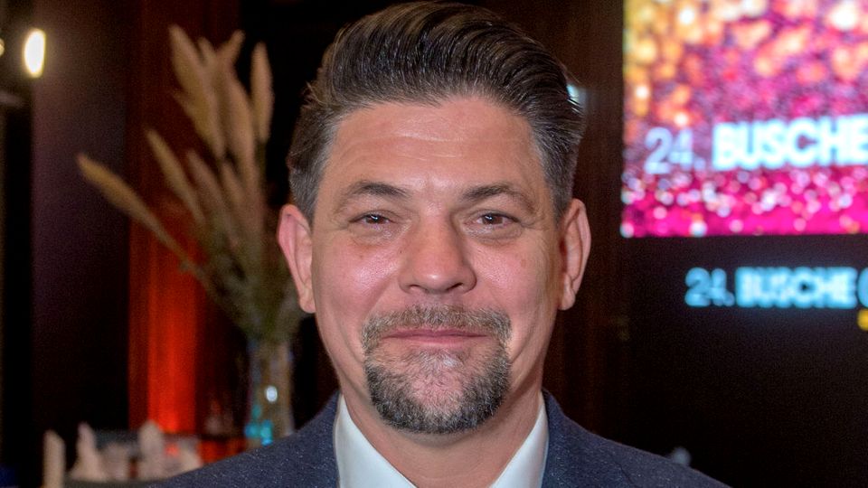 Diät: Tim Mälzer verliert neun Kilo in zehn Tagen und verrät sein Geheimnis Diät: Tim Mälzer verliert neun Kilo in zehn Tagen und verrät sein Geheimnis