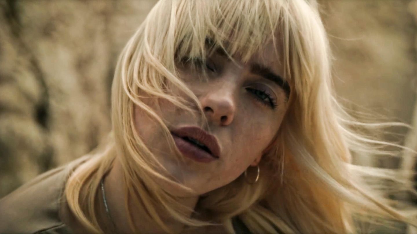 Billie Eilish: “I lost 100,000 followers because of my boobs”