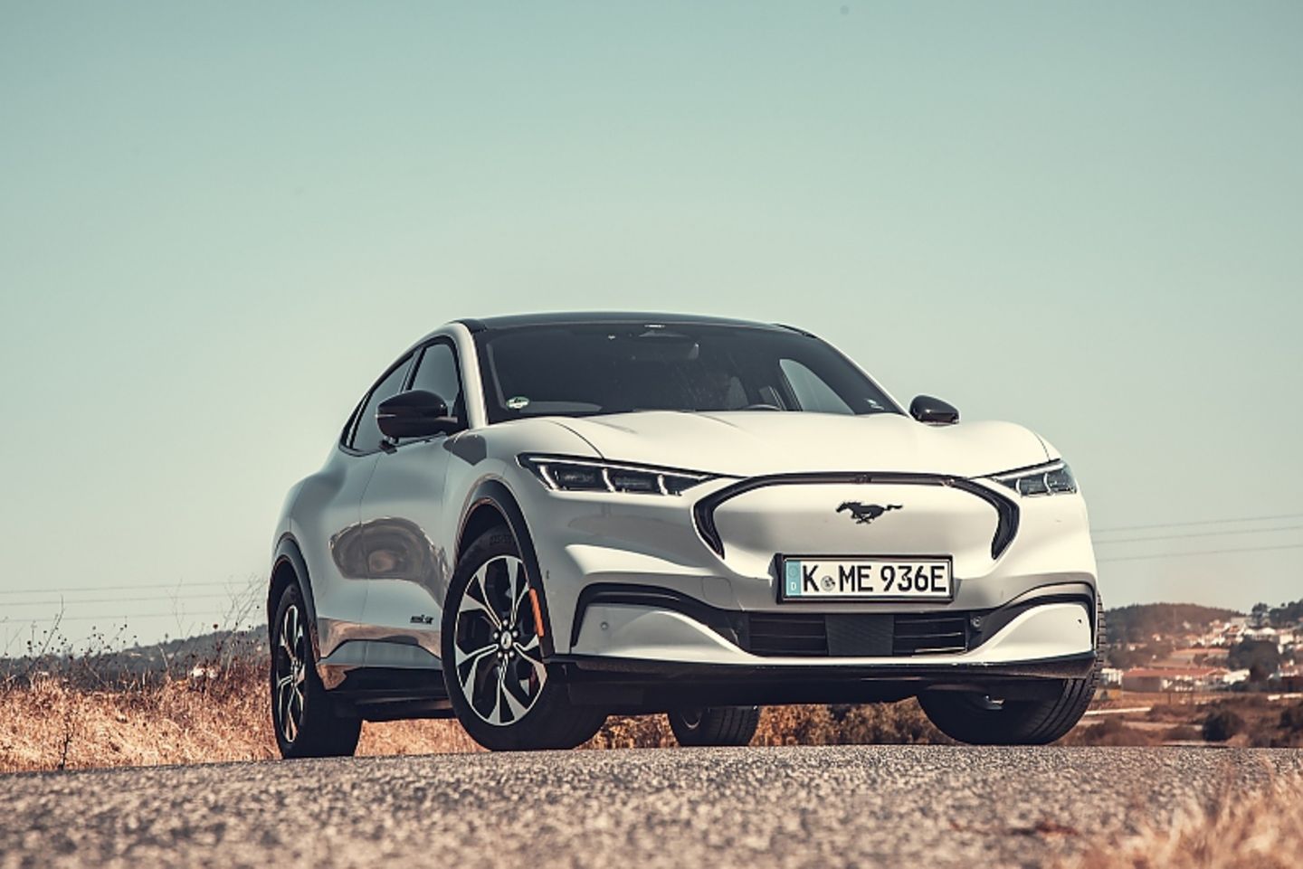 Vergleichstest Audi Q4 - Ford Mustang Mach-E