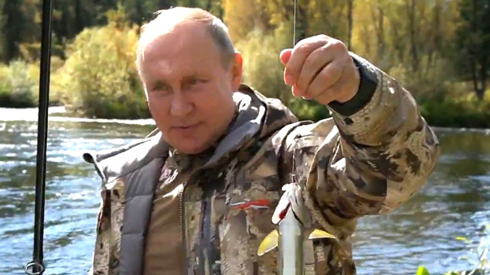 Russian President Vladimir Putin has been relaxing for several days in the Siberian nature.