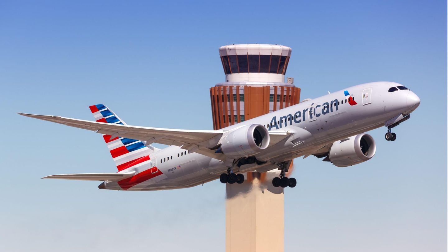 Auch American Airlines gehört mit 45 Flugzeugen zu guten Dreamliner-Kunden