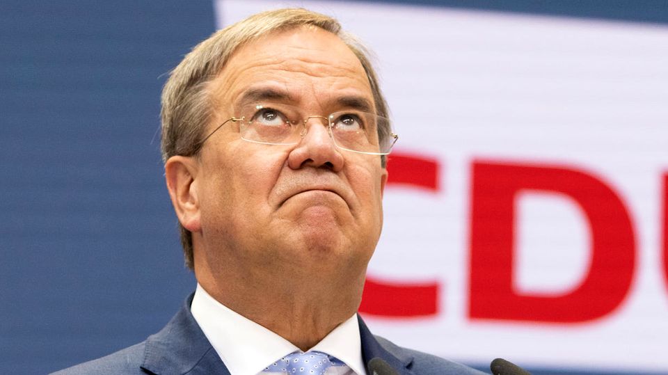 Armin Laschet is combative after the federal election in 2021
