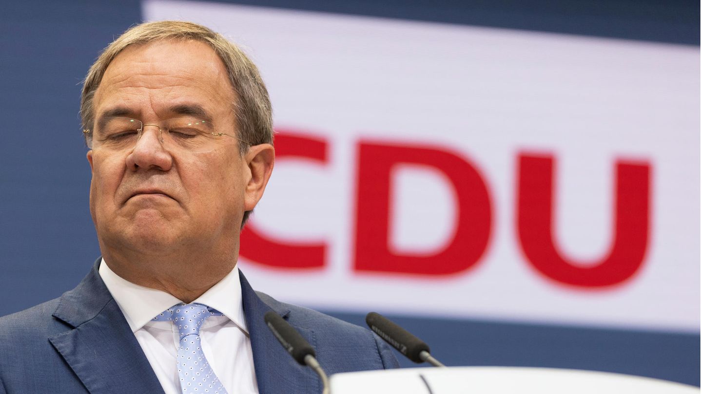 Bundestag election: should Armin Laschet step down?  Vote