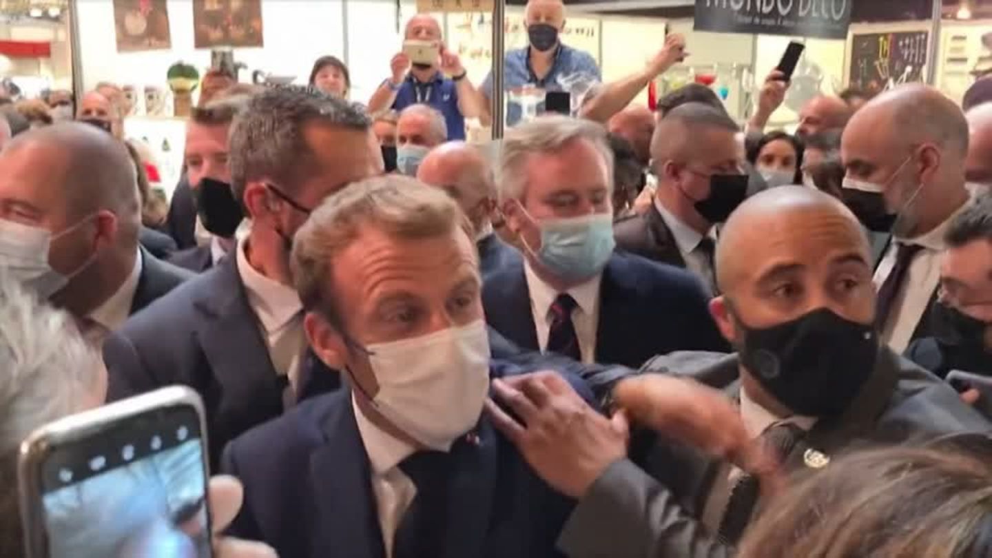 French President Macron pelted with eggs at gastro fair (video)