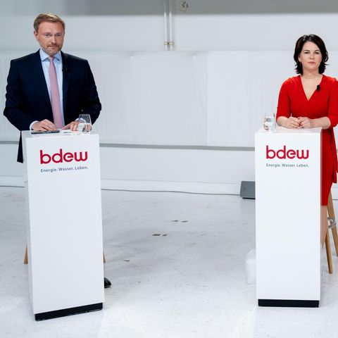 Bundestagswahl: Von herzlicher Abneigung und einer Pasta-Connection: Das Verhältnis der gelb-grünen Kanzlermacher
