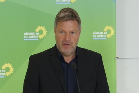 Video: Habeck betont Geschlossenheit der Grünen-Spitze