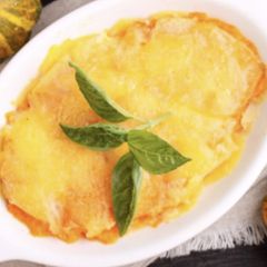 Blitzrezept: Leckeren Kartoffel-Kürbis-Auflauf aus nur fünf Zutaten