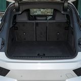 Der Kofferraum hat in der Basis-Konfiguration ein Fassungsvermögen von 500 Litern