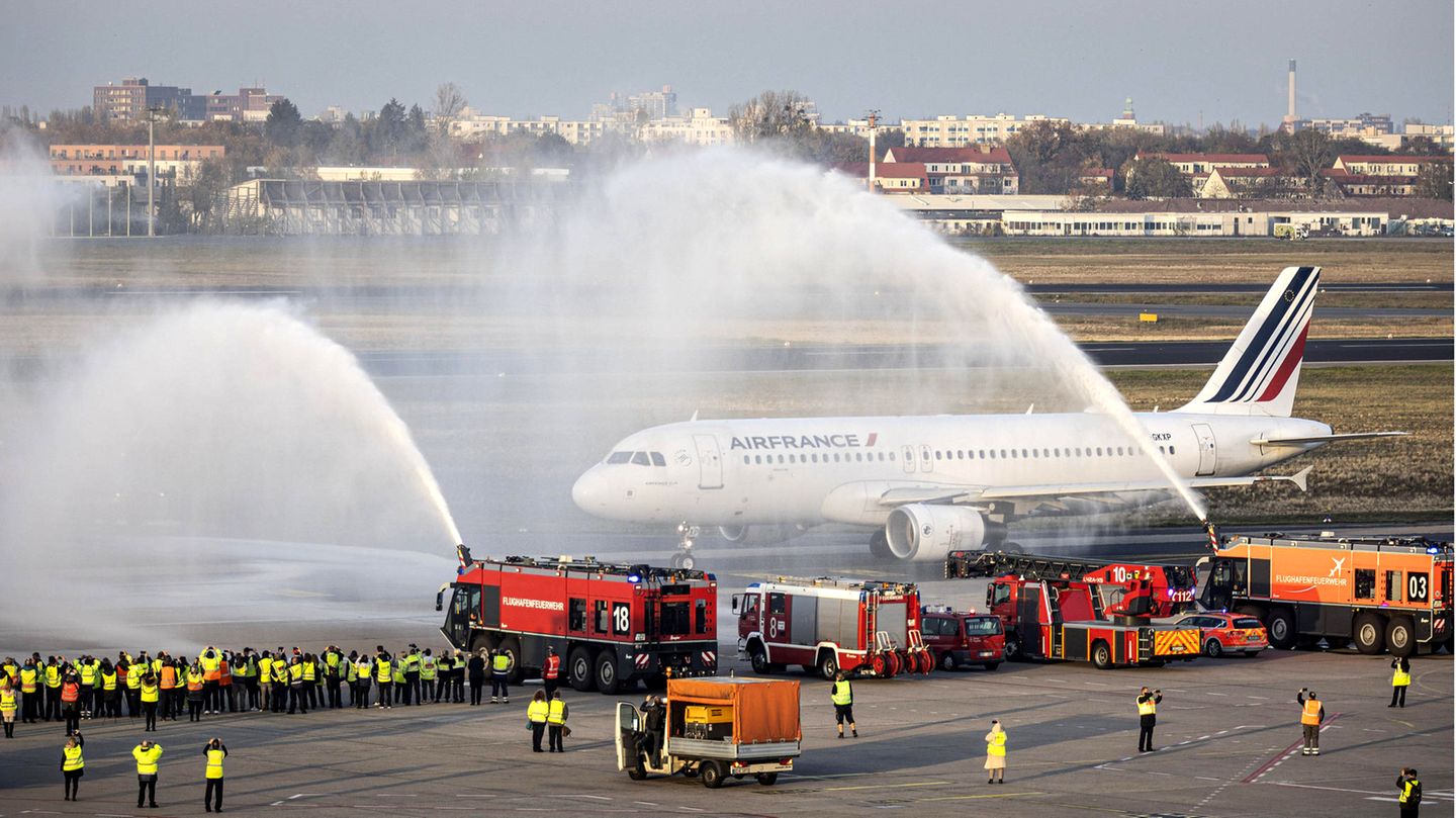 Abschiedsflug AF in Berlin-Tegel Abschiedsflug AF in Berlin-Tegel