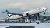 Boeing 777 von Cathay beim Start