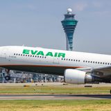 Jet von Eva Air beim Start